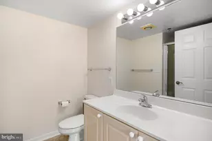 19385 Cypress Ridge Terrace, Leesburg, VA 20176 - Photo 23