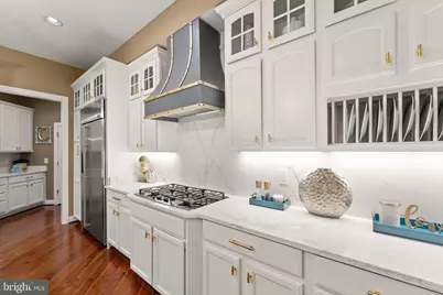 18919 Canoe Landing Court, Leesburg, VA 20176 - Photo 7