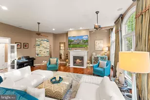 18919 Canoe Landing Ct, Leesburg, VA 20176 - Photo 33