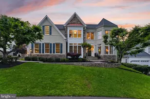 18919 Canoe Landing Ct, Leesburg, VA 20176 - Photo 1