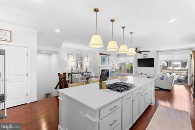 22840 Goldsborough Terrace, Ashburn, VA 20148 - Photo 11