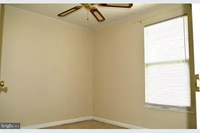 21053 Cornerpost Square, Ashburn, VA 20147 - Photo 17
