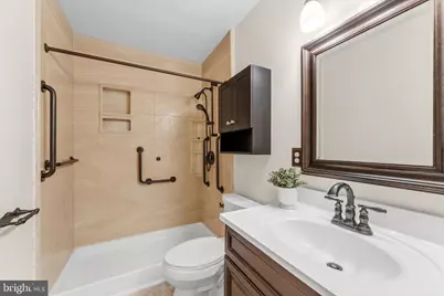 125 Victoria Place, Sterling, VA 20164 - Photo 21