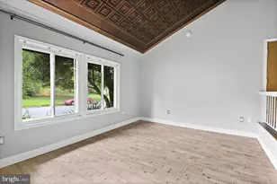 511 Avondale Dr, Sterling, VA 20164 - Photo 13