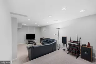 13 Red Wing Ct, Sterling, VA 20164 - Photo 33