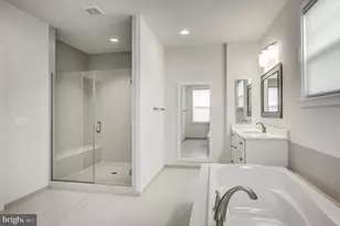 1118 Akan St SE, Leesburg, VA 20175 - Photo 23