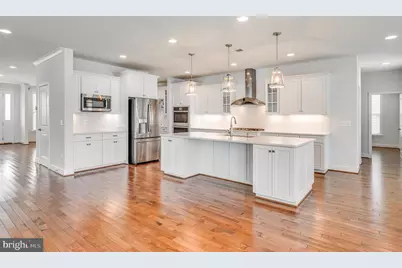 1118 Akan Street SE, Leesburg, VA 20175 - Photo 11