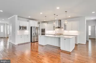 1118 Akan St SE, Leesburg, VA 20175 - Photo 11