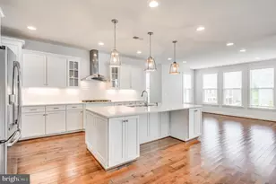 1118 Akan St SE, Leesburg, VA 20175 - Photo 13