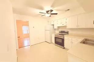 33 Park Pl, Lovettsville, VA 20180 - Photo 9