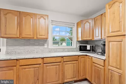 514 W Nettle Tree Road, Sterling, VA 20164 - Photo 15