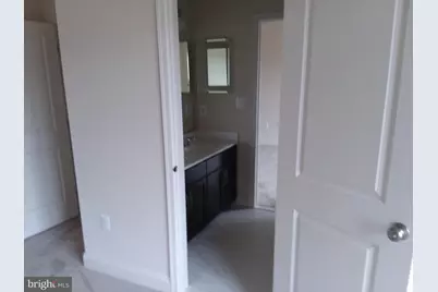 22595 Windsor Locks Square, Ashburn, VA 20148 - Photo 17