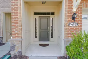 22595 Windsor Locks Square, Ashburn, VA 20148 - Photo 3