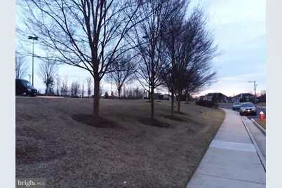 22595 Windsor Locks Square, Ashburn, VA 20148 - Photo 23