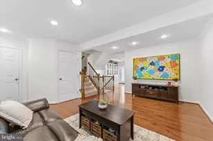 166 Shirley Square SE, Leesburg, VA 20175 - Photo 5