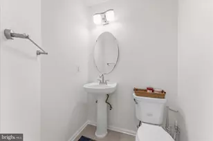 166 Shirley Square SE, Leesburg, VA 20175 - Photo 37