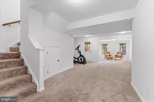 166 Shirley Square SE, Leesburg, VA 20175 - Photo 35