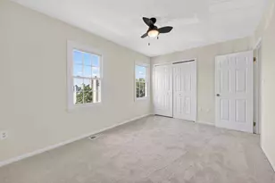 945 Holborn Ct, Sterling, VA 20164 - Photo 15