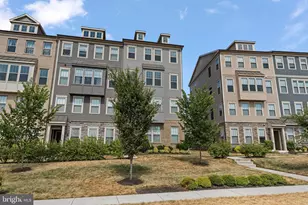 304 Petite Sirah Terrace SE, Leesburg, VA 20175 - Photo 35