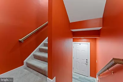 304 Petite Sirah Terrace SE, Leesburg, VA 20175 - Photo 3