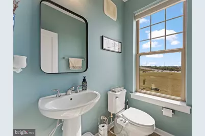 304 Petite Sirah Terrace SE, Leesburg, VA 20175 - Photo 17