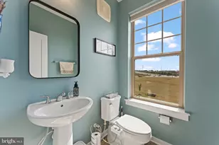 304 Petite Sirah Terrace SE, Leesburg, VA 20175 - Photo 17