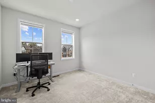42116 Waltz Ter, Ashburn, VA 20148 - Photo 45