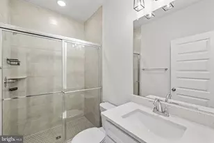 42116 Waltz Ter, Ashburn, VA 20148 - Photo 35