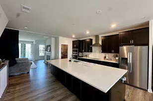 916 California Dr NE, Leesburg, VA 20176 - Photo 7