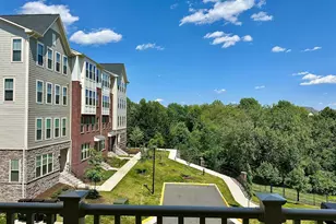 916 California Dr NE, Leesburg, VA 20176 - Photo 3