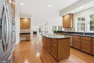 1414 Hague Dr SW, Leesburg, VA 20175 - Photo 21