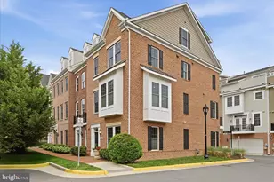 402 Haupt Square SE, Leesburg, VA 20175 - Photo 1