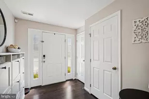 25435 Elm Terrace, Aldie, VA 20105 - Photo 3