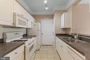 507 Sunset View Terrace SE, Leesburg, VA 20175 - Photo 5