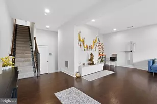 23065 Cottonwillow Sq, Brambleton, VA 20148 - Photo 7