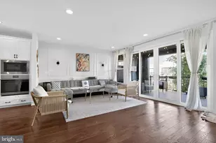 23065 Cottonwillow Sq, Brambleton, VA 20148 - Photo 13