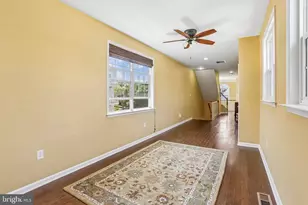 19446 Coppermine Sq, Leesburg, VA 20176 - Photo 13