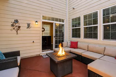 19446 Coppermine Square, Leesburg, VA 20176 - Photo 13