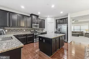 25707 Bishop Grove Terrace, Aldie, VA 20105 - Photo 19