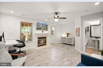 21740 Kings Crossing Terrace, Ashburn, VA 20147 - Photo 35