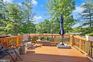 21740 Kings Crossing Terrace, Ashburn, VA 20147 - Photo 17