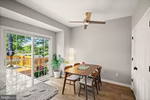 21740 Kings Crossing Terrace, Ashburn, VA 20147 - Photo 15