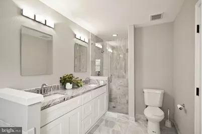 21740 Kings Crossing Terrace, Ashburn, VA 20147 - Photo 25