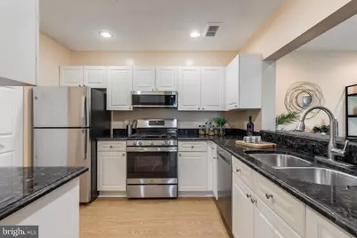 20313 Beechwood Terrace #102, Ashburn, VA 20147 - Photo 3