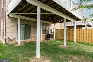 42230 Castle Ridge Square, Brambleton, VA 20148 - Photo 33