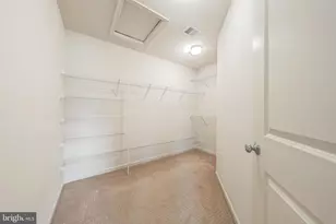 42230 Castle Ridge Square, Brambleton, VA 20148 - Photo 23