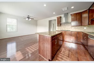 42230 Castle Ridge Square, Brambleton, VA 20148 - Photo 15