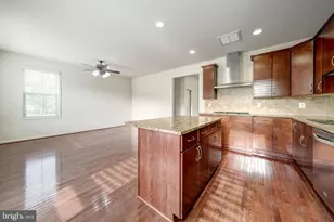 42230 Castle Ridge Square, Brambleton, VA 20148 - Photo 15