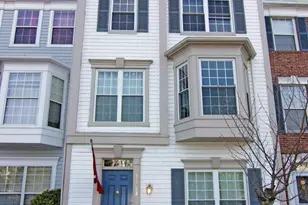 43253 Chokeberry Square, Ashburn, VA 20147 - Photo 1