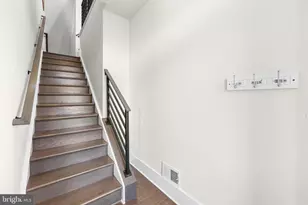 43071 Track Bed Terrace, Ashburn, VA 20147 - Photo 3